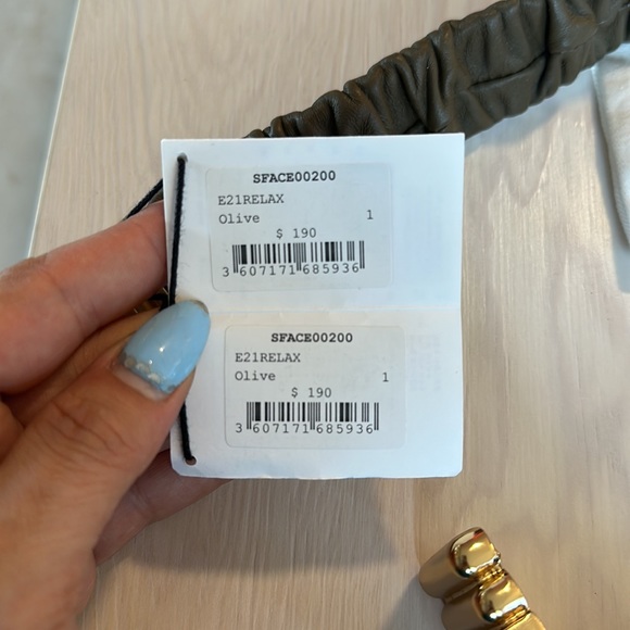 Sandro sinching belt Olive green with gold buckle - Picture 3 of 3